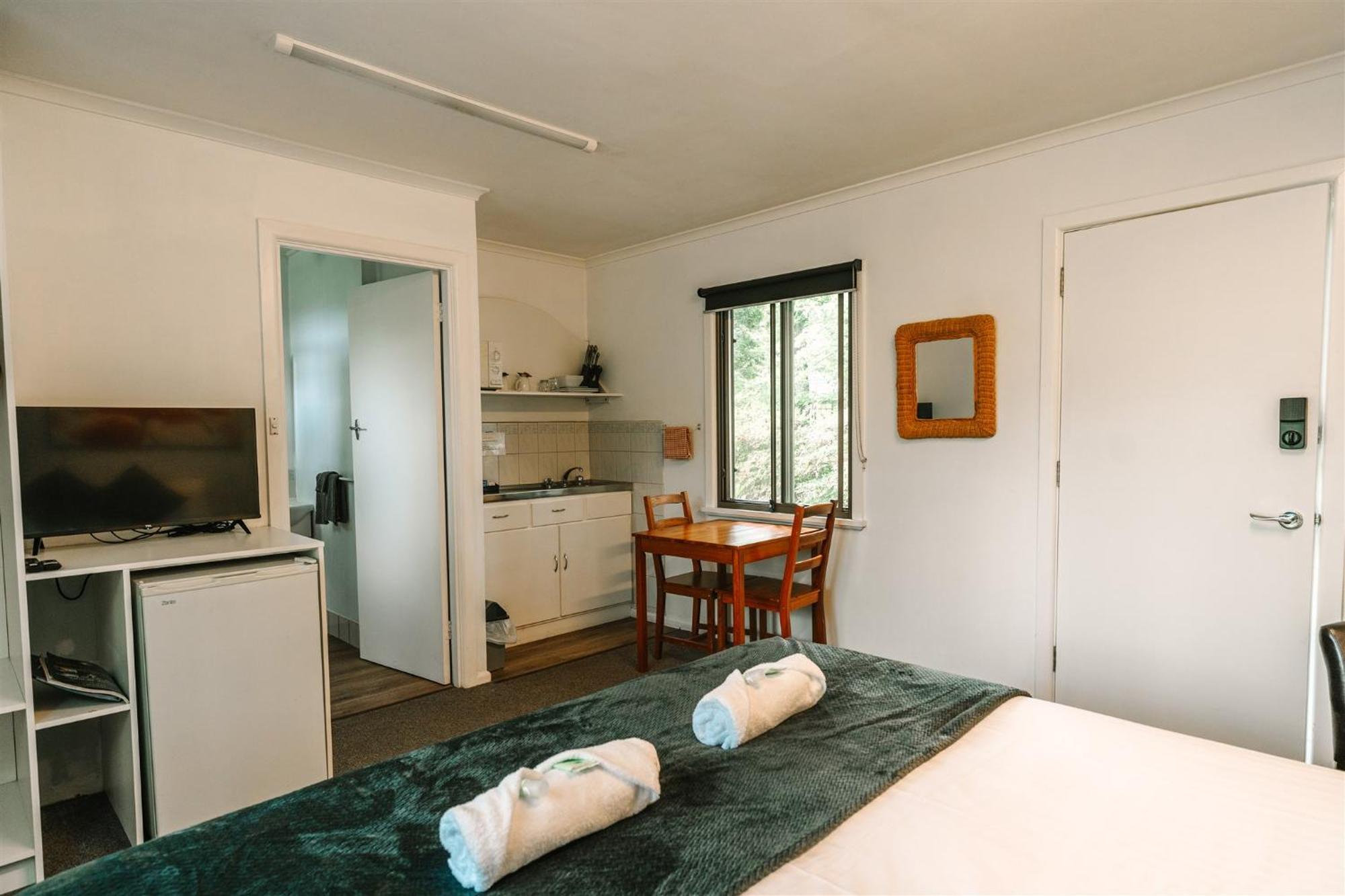 Alpine Riverside Cottages 포리펀카 외부 사진